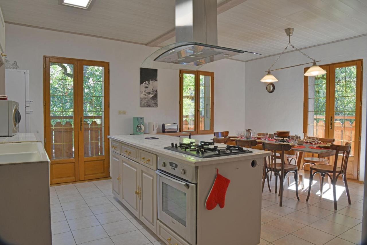 Appartement Dans Chalet 5 Chambres 130 M2 Centre Village Монрйон Екстер'єр фото
